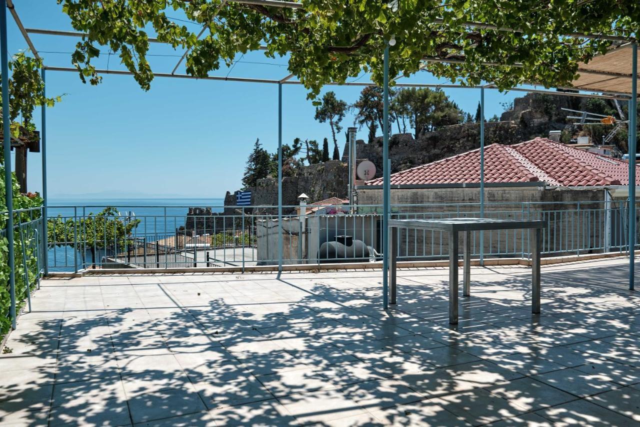 Panos Apartments Parga Luaran gambar