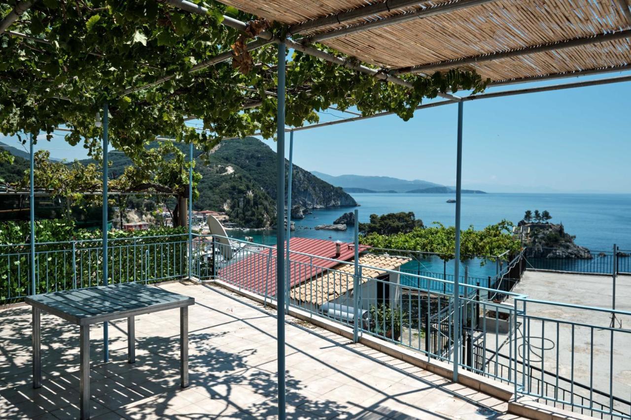 Panos Apartments Parga Luaran gambar